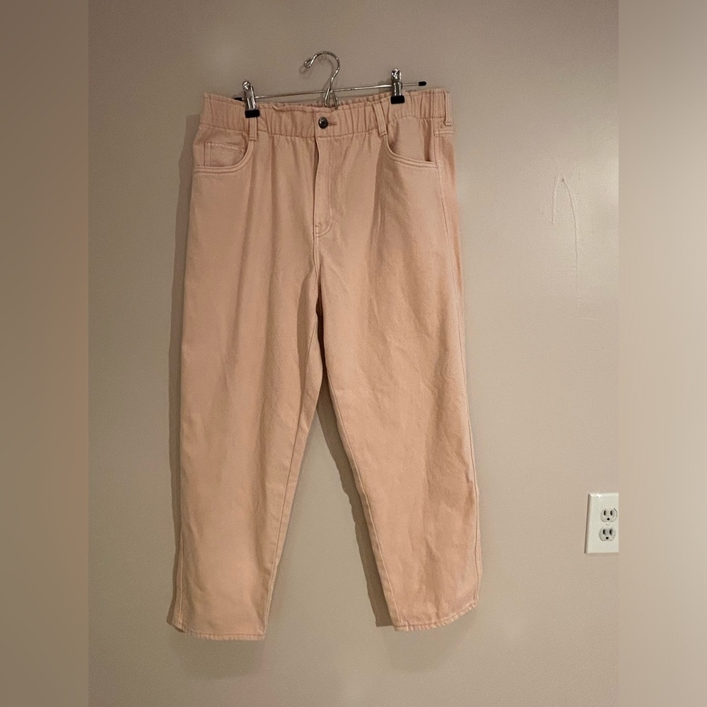 Pink H&M mom jeans